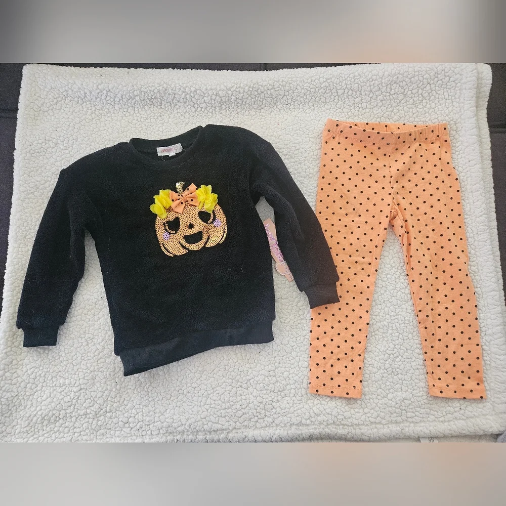 Kensie Girl black pumpkin sweater and orange & black polka dot pants size 4T‎